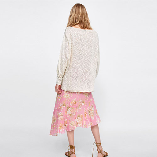 2018 Hot New Sweater With Puff Sleeves